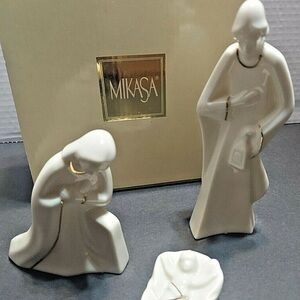 Mikasa White Nativity Figurine Set